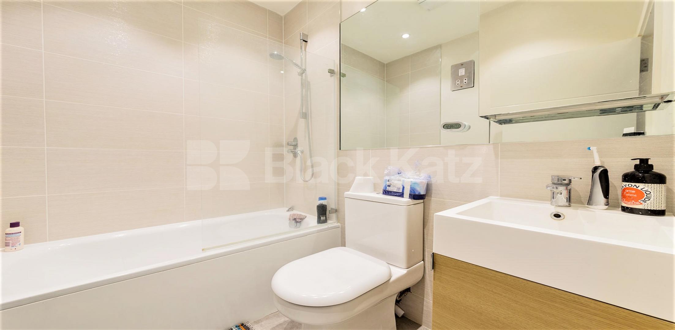 			1 Bedroom, 1 bath, 1 reception Flat			 Hofland Road, Kensignton Olympia